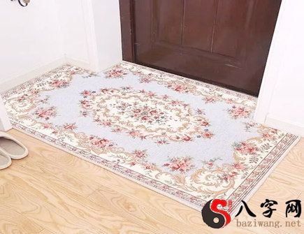 门口摆放地垫的风水禁忌 门口摆放地垫的风水禁忌